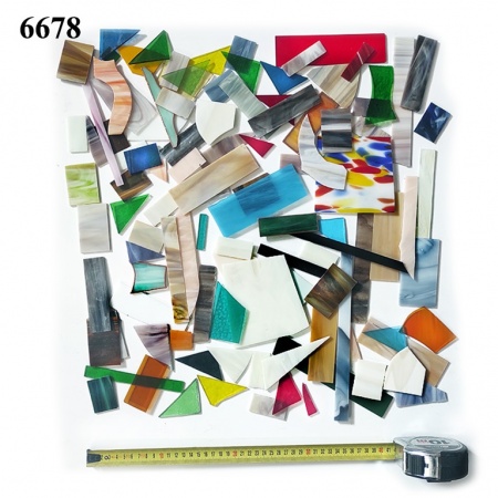 Pieces of colored glass, Ref. 6678