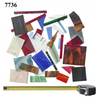 Pieces of colored glass, Ref. 7736