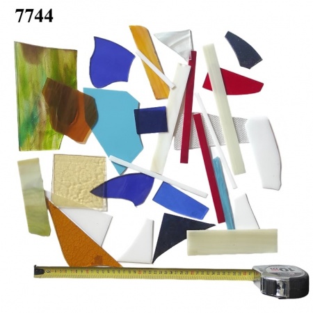 Pieces of colored glass, Ref. 7744