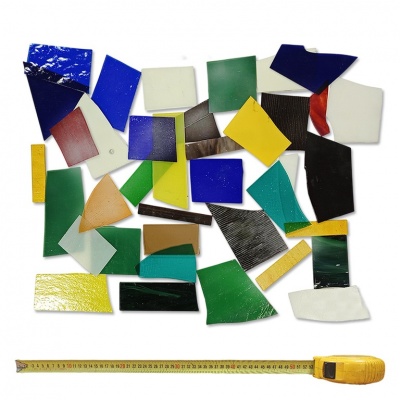 Pieces of colored glass, Ref. 7750