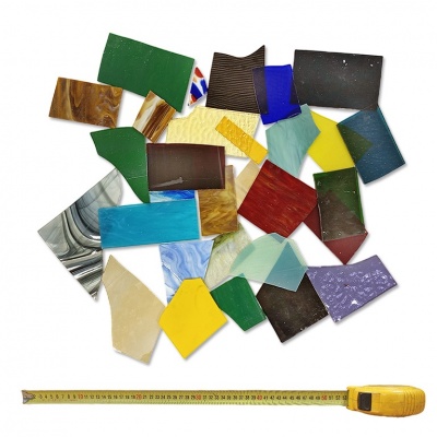 Pieces of colored glass, Ref. 7755