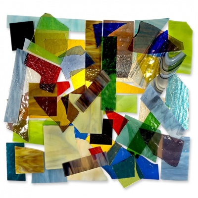 Pieces of colored glass, Ref. 7756